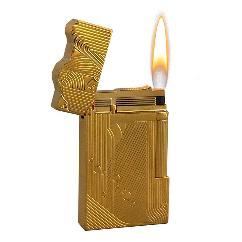 Briquet Haut de Gamme allumé