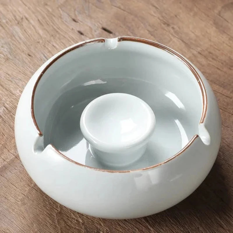 Cendrier de salon marocain blanc, vue intérieure couvercle ouvert