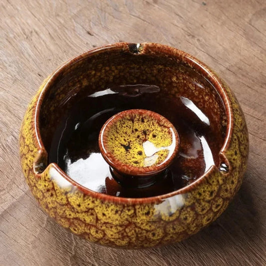 Cendrier de salon marocain jaune-orange, vue intérieure couvercle ouvert