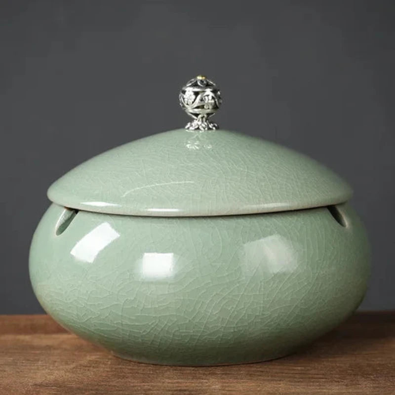 Cendrier de salon marocain vert pâle avec couvercle