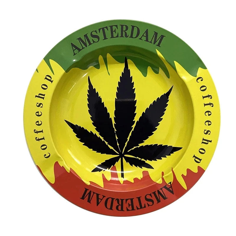 Métal noir mat motif feuille en relief - cendrier cannabis design bureau résistant chaleur