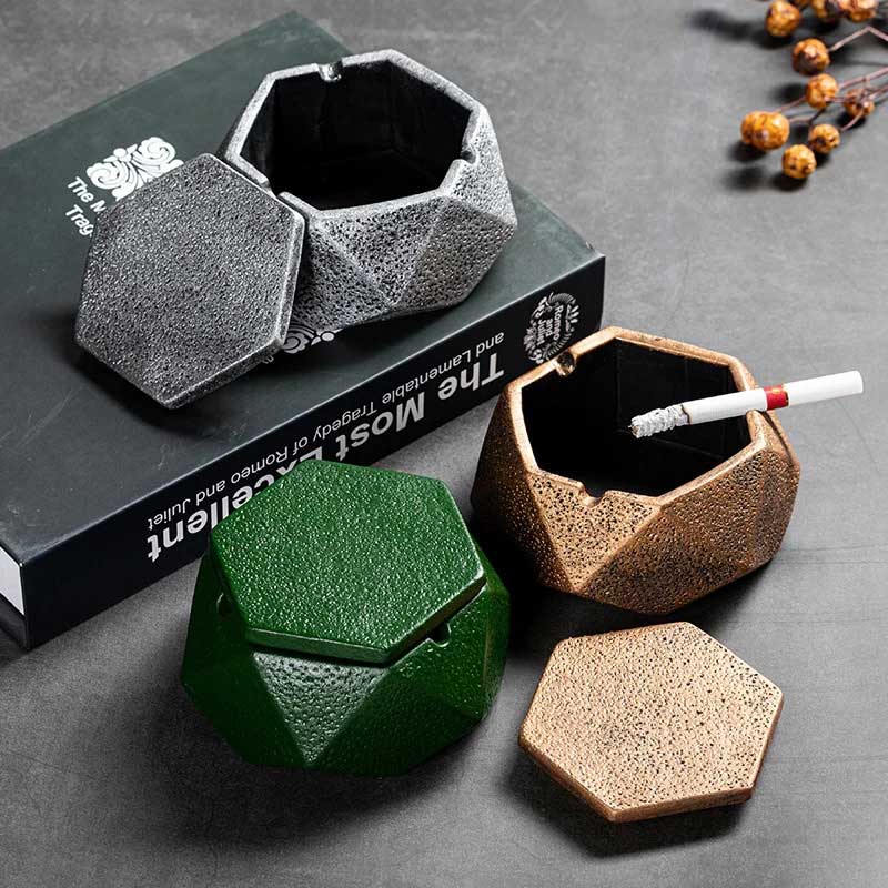 Béton - cendriers hexagonaux argenté doré vert ouverts sans couvercle