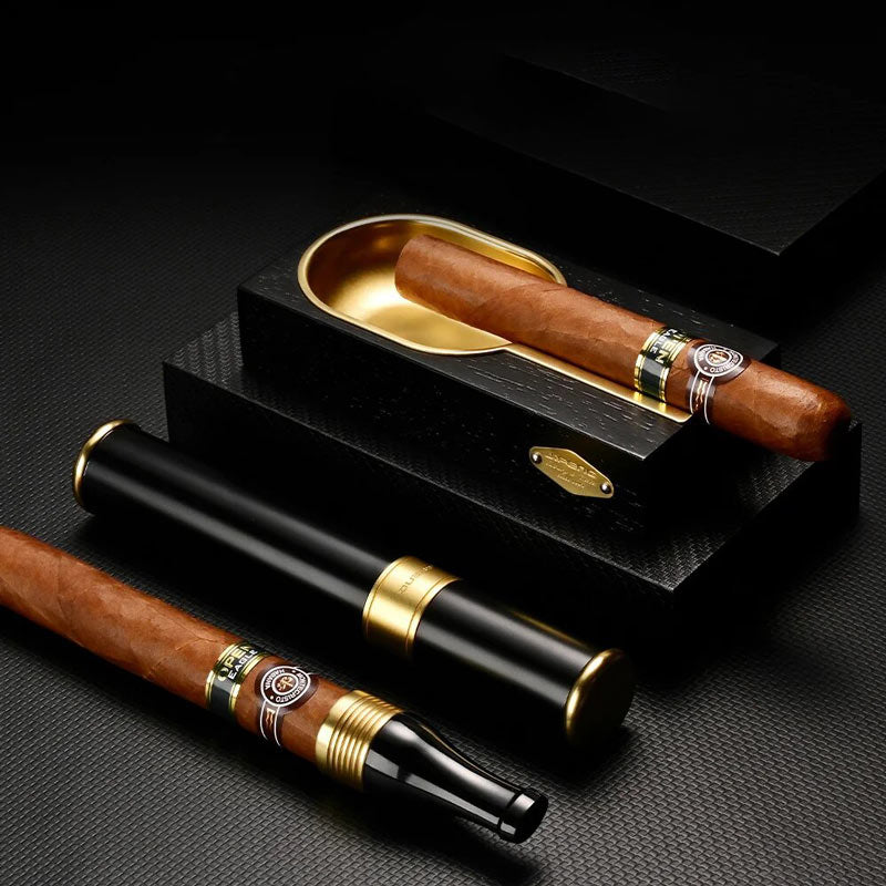 Coffret Coupe Cigare Cendrier en situation