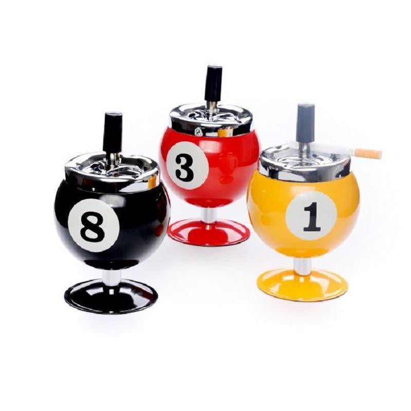 Métal chromé - cendrier billard sur pied design original vue de face