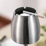 Cendrier Design sur Pied avec cigarette