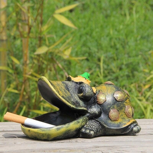 Cendrier grenouille reptile résine colorée design nature - vue de détail