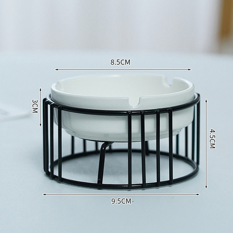 Céramique motif lignes noires - cendrier extérieur table