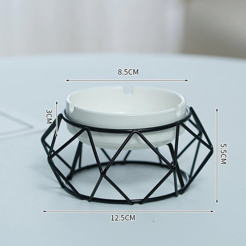 Céramique motif losanges noirs - cendrier extérieur table