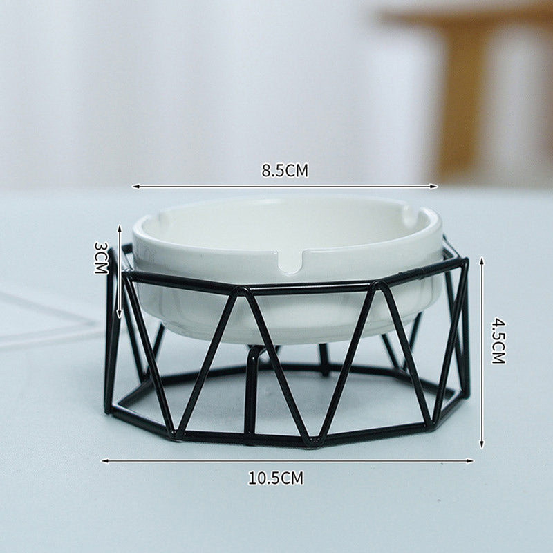 Céramique motif triangles noirs - cendrier extérieur table