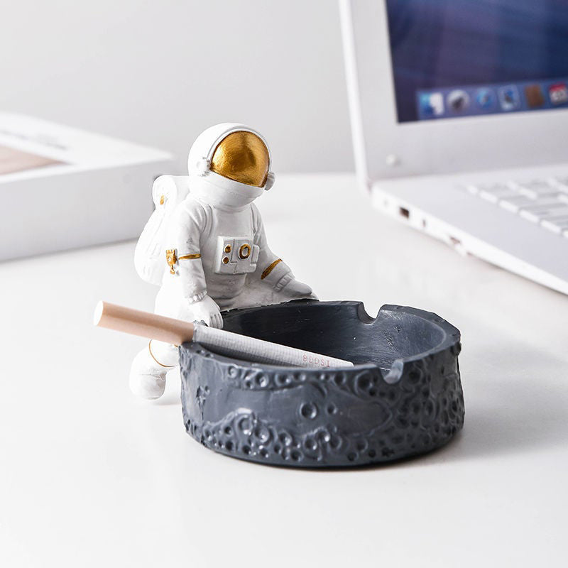 Cendrier Marrant Astronaute Doré cigarette