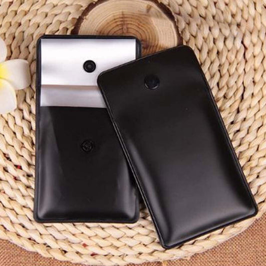 Aluminium anodisé - cendrier portable de poche ouvert montrant intérieur