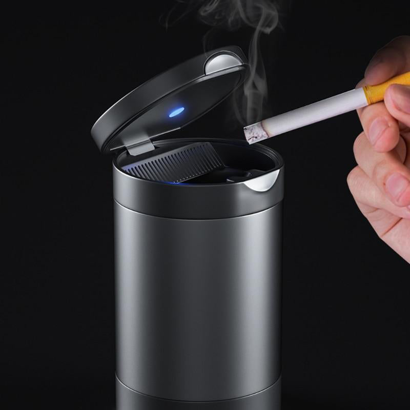 Plastique noir - cendrier voiture avec cigarette posée